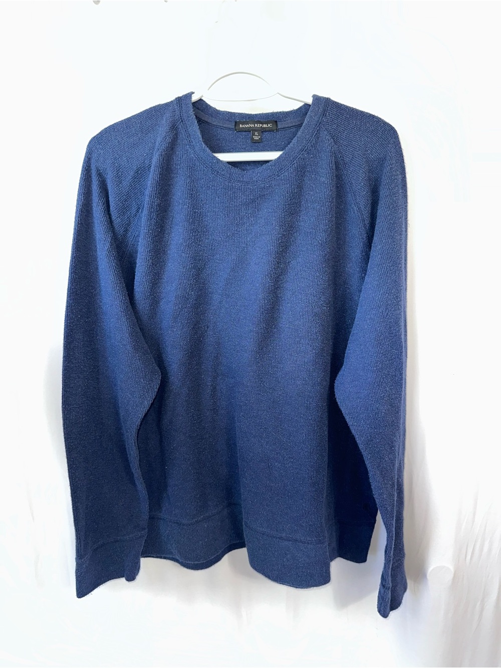 Banana Republic Men's Navy Crewneck Sweater